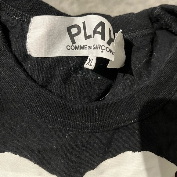 CDG PLAY Black t shirt - Picture 2 of 3